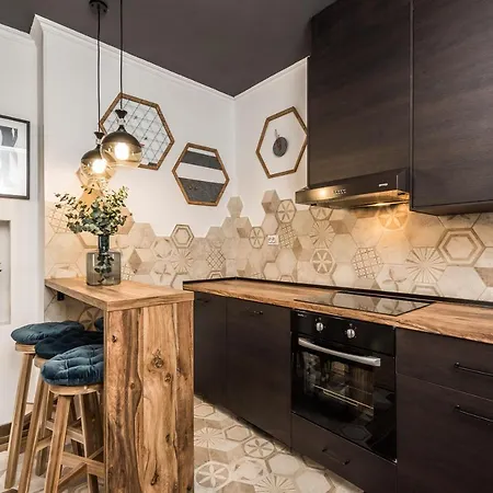 Ξενοδοχείο Marant - Free Parking