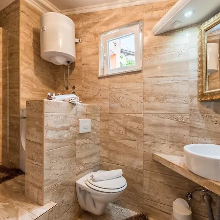 Marant Apartment