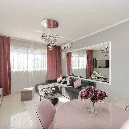 Apartment Marant