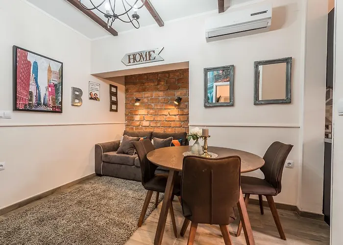 Marant - Free Parking Hotell